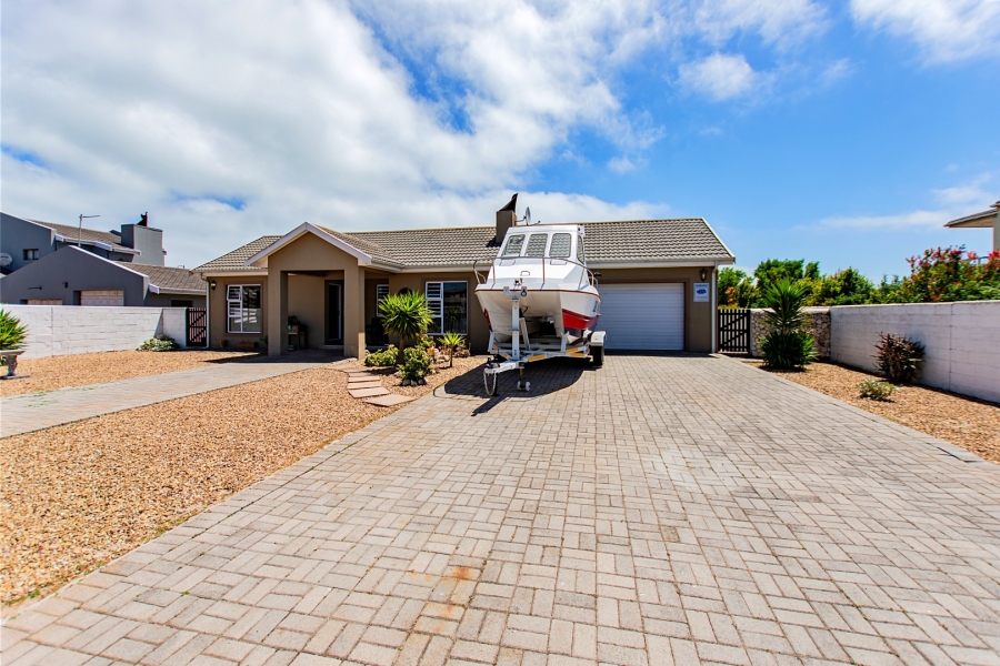 3 Bedroom Property for Sale in Country Club Western Cape